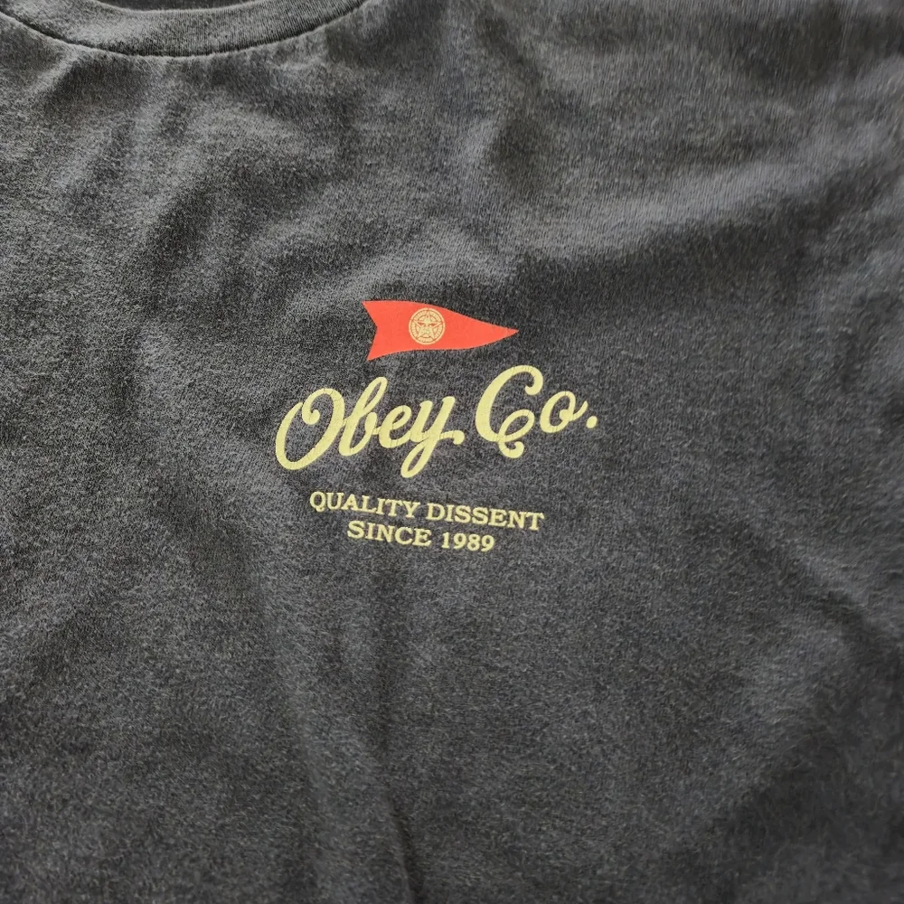 Obey this shirt
